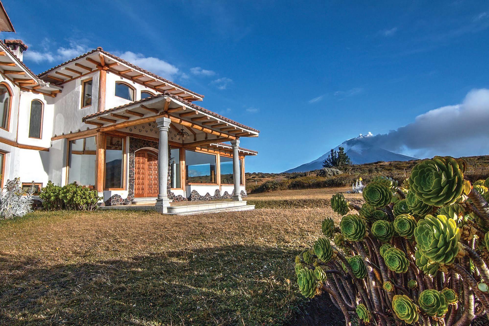 Hacienda Los Mortinos Guest House Machachi Exterior photo